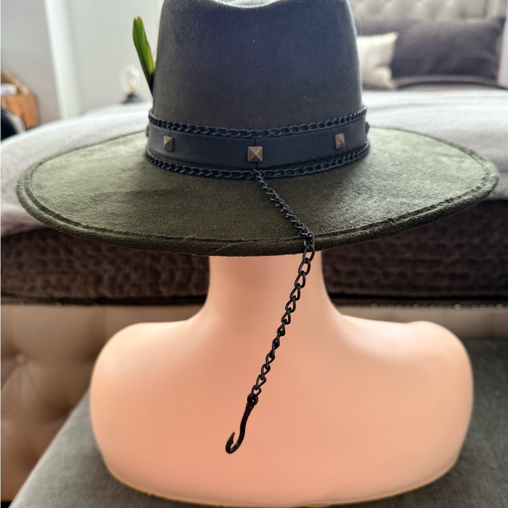 Green Wide Brim Hat with Feather Accent - Picture 7 of 8
